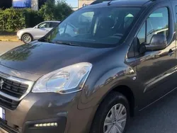 Gris Utilisé 2017 Peugeot Partner Tepee Active Monospace | 9 990 € (Bon prix)