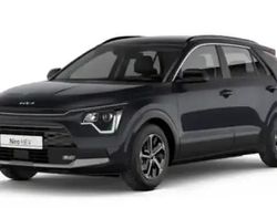 Aurora black pearl Utilisé 2025 Kia Niro Active SUV | 30 890 € (Prix juste)