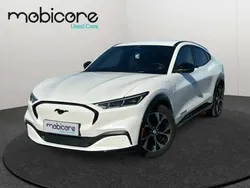 Blanc Utilisé 2024 Ford Mustang Mach-E Premium SUV | 43 990 €