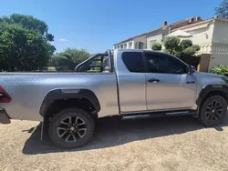 Gris Utilisé 2023 Toyota HiLux Pick-up | 39 900 € (Super prix)