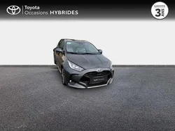 Utilisé 2022 Toyota Yaris Hybrid Berline | 21 990 € (Prix assez cher)