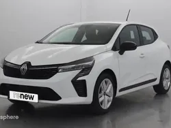 Utilisé 2024 Renault Clio V Evolution Berline | 17 499 € (Prix juste)
