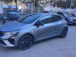 Gris Utilisé 2025 Renault Clio V Esprit Alpine Berline | 27 990 €