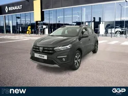 Gris Utilisé 2023 Dacia Sandero Comfort Citadine | 14 999 € (Prix juste)