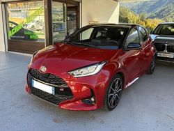 Rouge Utilisé 2022 Toyota Yaris Hybrid Sport Citadine | 20 900 € (Prix juste)