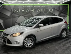 Gris Utilisé 2012 Ford Focus Berline | 6 990 € (Prix juste)