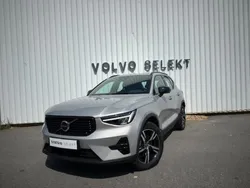 Gris Utilisé 2024 Volvo XC40 Plus SUV | 35 990 € (Bon prix)