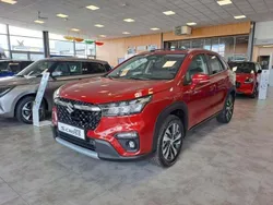 Energetic red pearl mã©tallisã© Nouvelle 2025 Suzuki SX4 S-Cross Style SUV | 29 630 € (Prix juste)