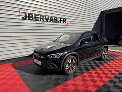 Noir Utilisé 2022 Mercedes 200 Business SUV | 31 990 € (Prix assez cher)