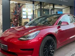 Utilisé 2020 Tesla Model 3 Standard Range Plus Berline | 23 990 € (Prix juste)