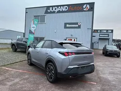 Gris Utilisé 2024 Peugeot 3008 Allure+ SUV | 29 980 € (Prix juste)
