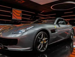 Utilisé 2017 Ferrari GTC4Lusso Break | 209 900 € (Prix juste)