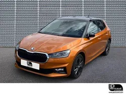 Orange Utilisé 2024 Skoda Fabia Ambition | 21 490 € (Prix juste)