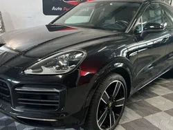 Utilisé 2022 Porsche Cayenne Turbo E-Hybrid SUV | 84 900 €