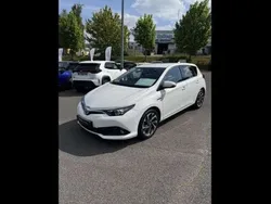 Utilisé 2016 Toyota Auris Hybrid Design Berline | 14 900 € (Prix juste)