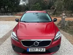 Rouge Utilisé 2019 Volvo V40 CC Break | 12 000 €