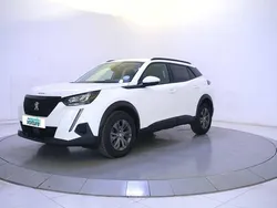 Blanc Utilisé 2022 Peugeot 2008 Style SUV | 18 490 € (Prix juste)