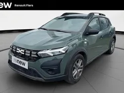 Gris Utilisé 2023 Dacia Sandero Essentiel Citadine | 14 480 € (Prix juste)