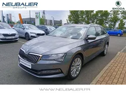 Gris Utilisé 2023 Skoda Superb Style Break | 34 890 € (Prix juste)