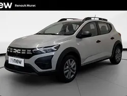 Gris Utilisé 2023 Dacia Sandero Essentiel Citadine | 15 450 € (Prix juste)