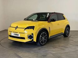 Jaune Nouvelle 2025 Renault 5 E-Tech Iconic Berline | 33 900 €