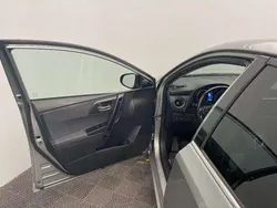Utilisé 2017 Toyota Auris Hybrid | 15 490 € (Prix juste)