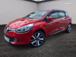 Rouge Utilisé 2013 Renault Clio GrandTour Luxe Break | 7 999 € (Prix juste)