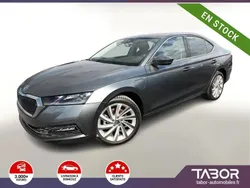 Gris Nouvelle 2025 Skoda Octavia Berline | 29 726 € (Bon prix)