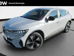 Gris Utilisé 2022 Renault Mégane Equilibre Berline | 21 990 € (Prix juste)