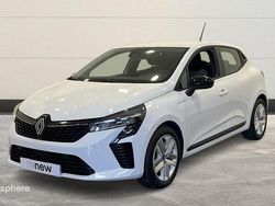 Orange Utilisé 2024 Renault Clio V Evolution Berline | 19 999 € (Prix juste)