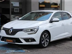 Blanc Utilisé 2017 Renault Mégane IV Intens Berline | 11 990 € (Prix juste)