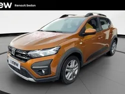 Orange Utilisé 2021 Dacia Sandero Comfort Citadine | 12 390 € (Prix juste)
