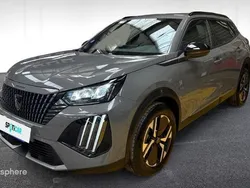 Gris Utilisé 2024 Peugeot 2008 Allure SUV | 20 480 € (Prix juste)