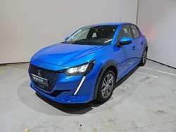 Bleue Utilisé 2020 Peugeot e-208 Allure Citadine | 14 489 € (Prix juste)
