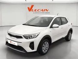 Blanc Occasion 2023 Kia Stonic Motion SUV | 15 990 € (Prix juste)