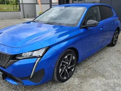 Utilisé 2022 Peugeot 308 Allure Berline | 16 990 € (Prix juste)