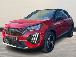 Rouge Nouvelle 2025 Peugeot 2008 GT SUV | 30 999 € (Prix assez cher)