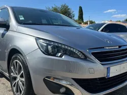 Utilisé 2015 Peugeot 308 Break | 7 990 € (Prix juste)