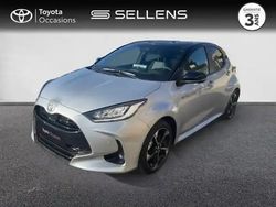 Biton gris minéral / toit noir Utilisé 2025 Toyota Yaris Hybrid Berline | 26 900 € (Prix cher)