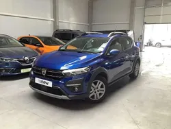 Bleu Utilisé 2022 Dacia Sandero Stepway Citadine | 13 895 € (Prix juste)