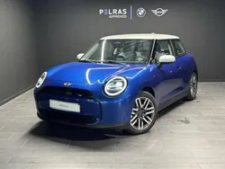 Bleu Utilisé 2024 Mini Cooper Classic Citadine | 28 990 € (Prix assez cher)