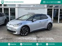 Gris argent métal/toit/hayon noir Utilisé 2025 VW ID.3 Pro Citadine | 37 990 € (Prix cher)