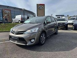Utilisé 2017 Toyota Verso Design Monospace | 14 990 € (Prix cher)