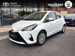 Utilisé 2017 Toyota Yaris Hybrid Berline | 14 990 € (Prix juste)