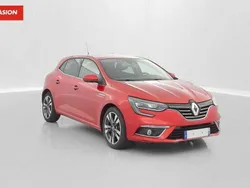 Rouge Utilisé 2021 Renault Mégane IV Intens Berline | 19 500 € (Prix juste)