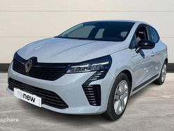 Gris Utilisé 2024 Renault Clio V Evolution Berline | 15 799 € (Prix juste)