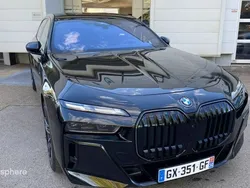 Saphirschwarz métallisé Utilisé 2024 BMW 750e M Sport Berline | 154 590 €