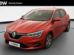Rouge Utilisé 2023 Renault Mégane IV Evolution Berline | 20 980 € (Prix juste)