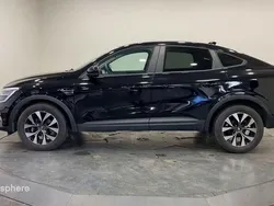 Blanc Utilisé 2023 Renault Arkana Evolution SUV | 21 799 € (Prix juste)
