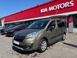 Noir Utilisé 2017 Citroën Berlingo Feel Monospace | 15 059 € (Prix juste)
